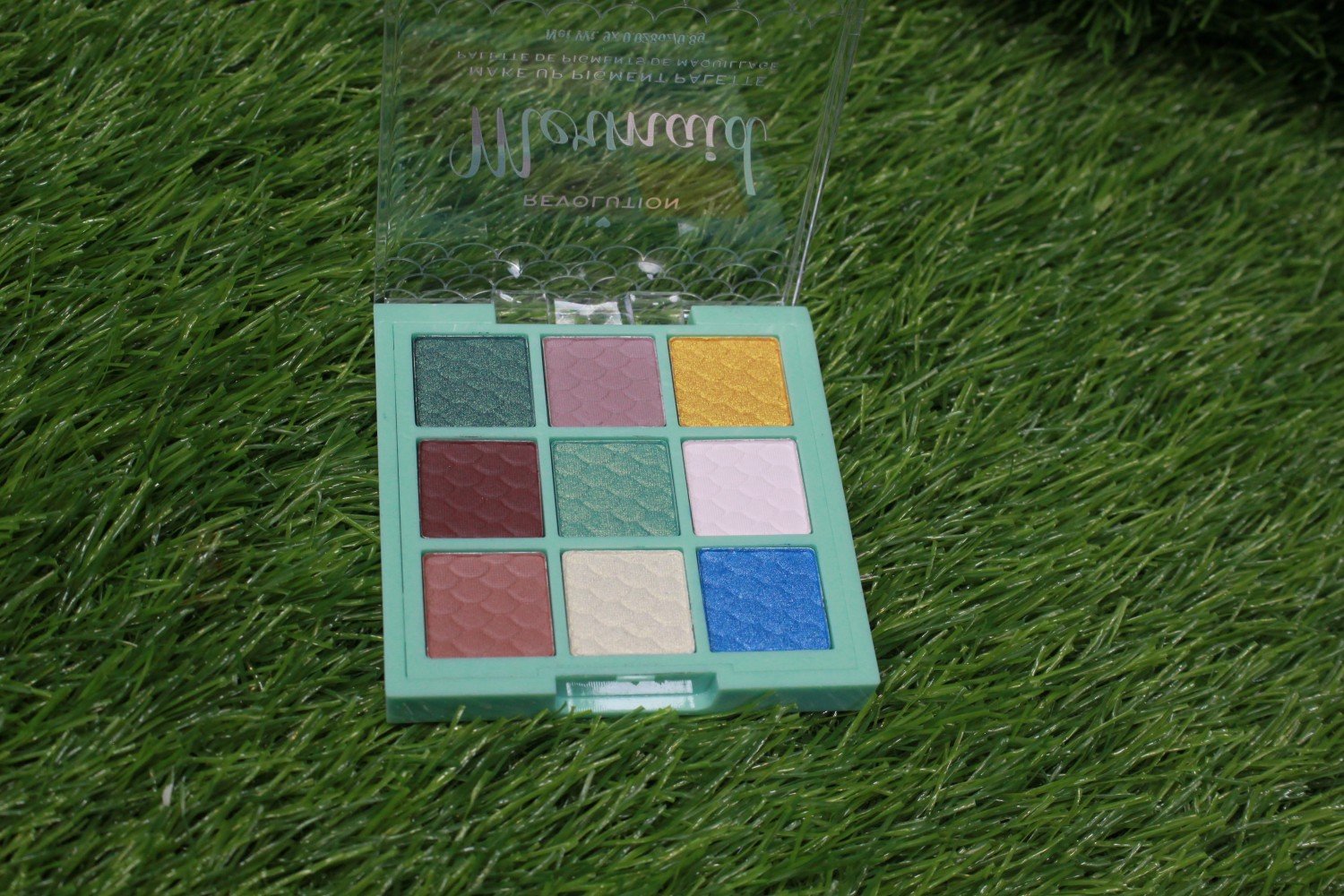 Revolution Mermaid EyeShadow Pallet
